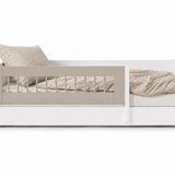 Huxie white children's bed with the option of a colored safety rail, Amon