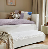 Liv pull-out bed