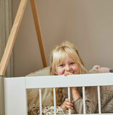 Mimer starter bed with side rail and drawers