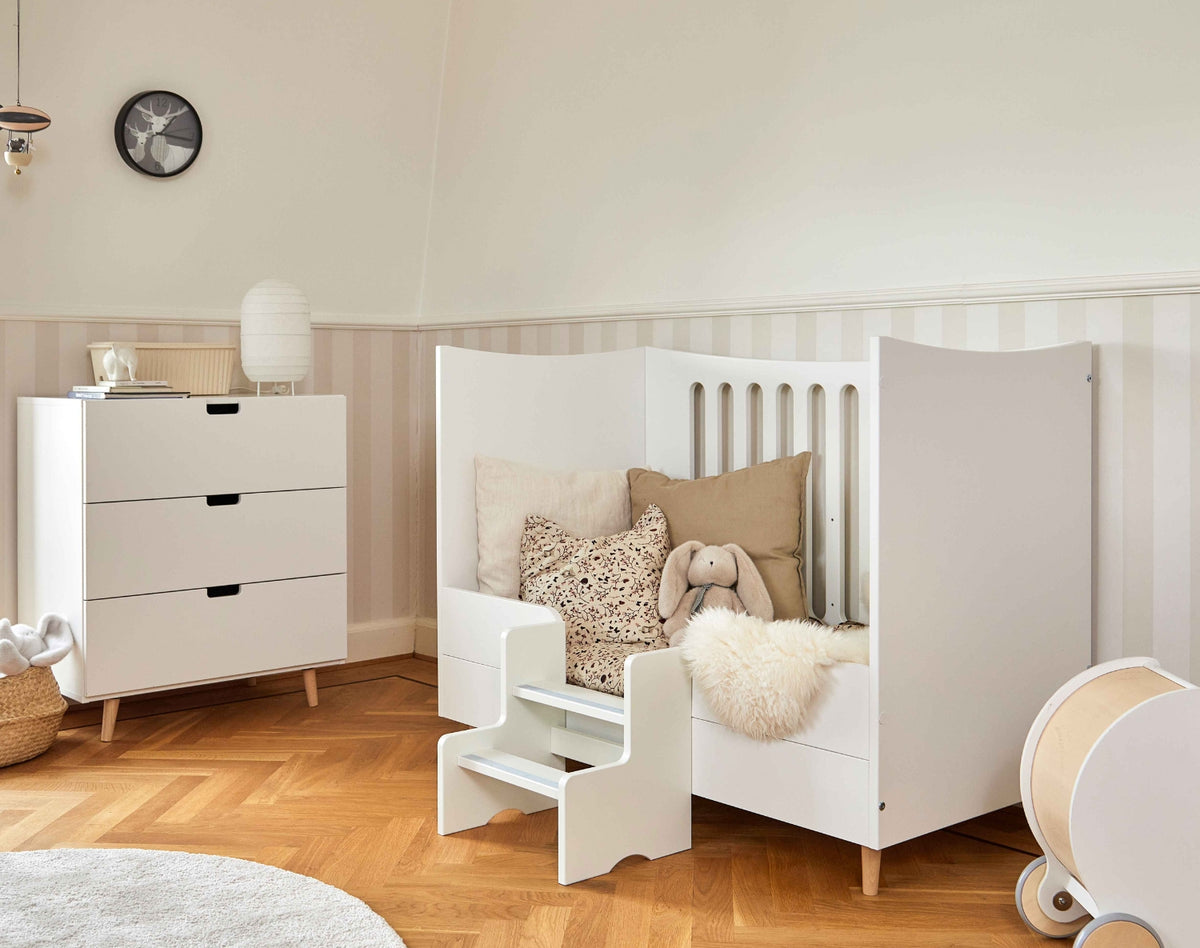 Delt sengehest til babyseng
